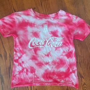 Red coca-cola t shirt